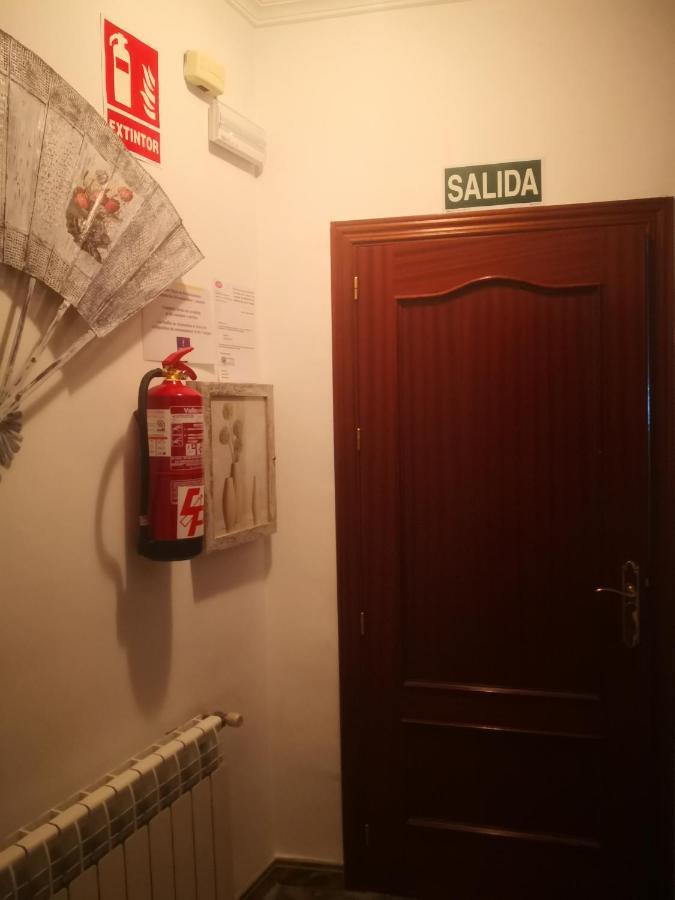 Sanvar Apartment Almagro Luaran gambar