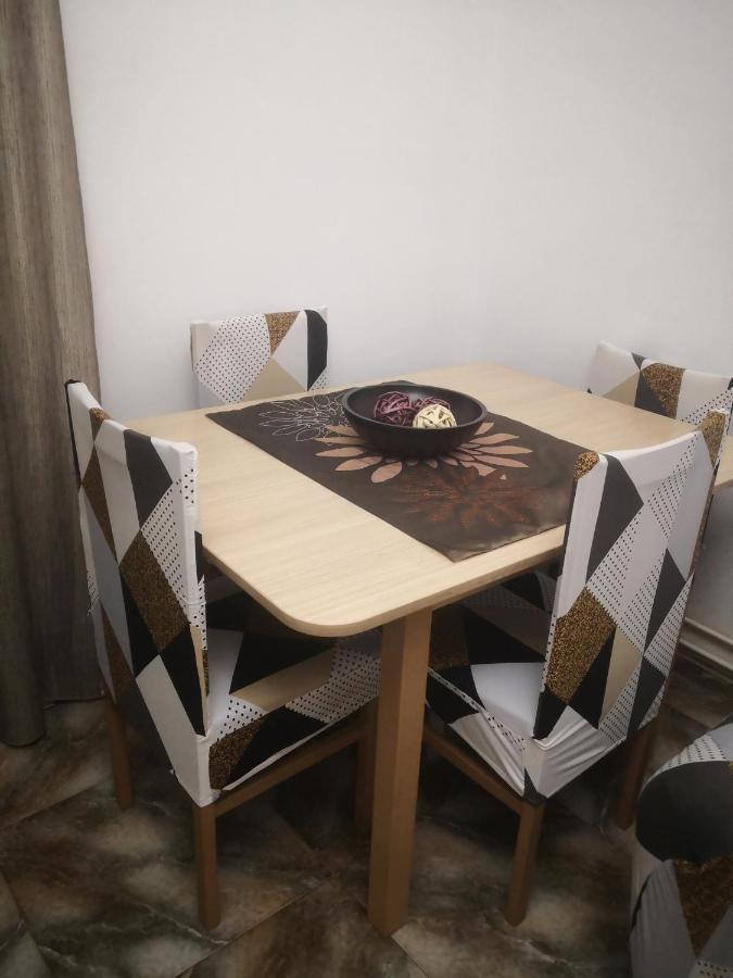 Sanvar Apartment Almagro Luaran gambar