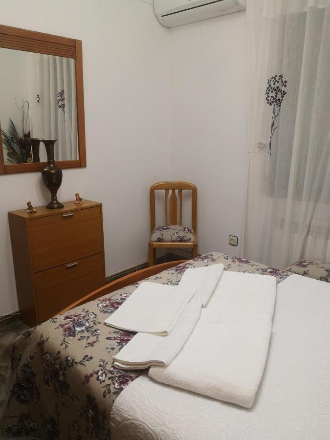 Sanvar Apartment Almagro Luaran gambar