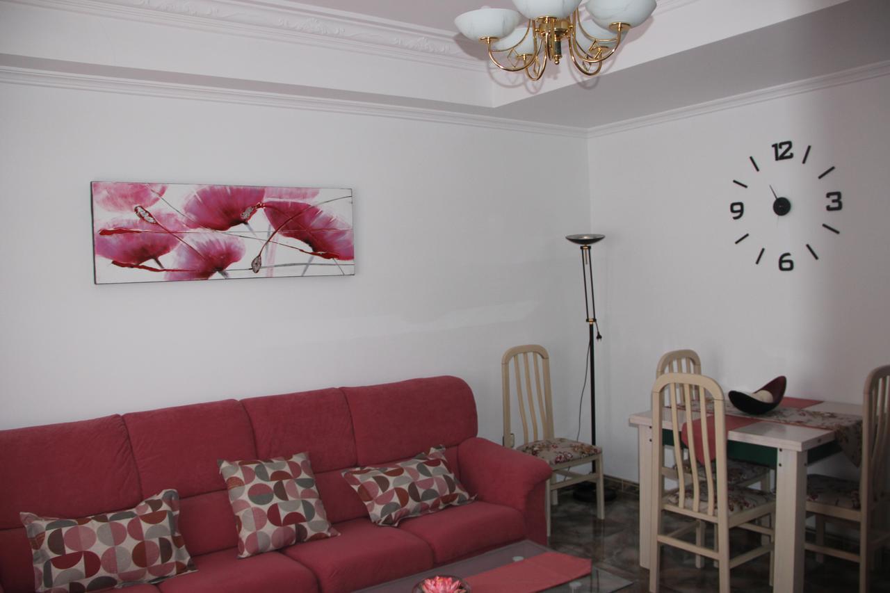 Sanvar Apartment Almagro Luaran gambar