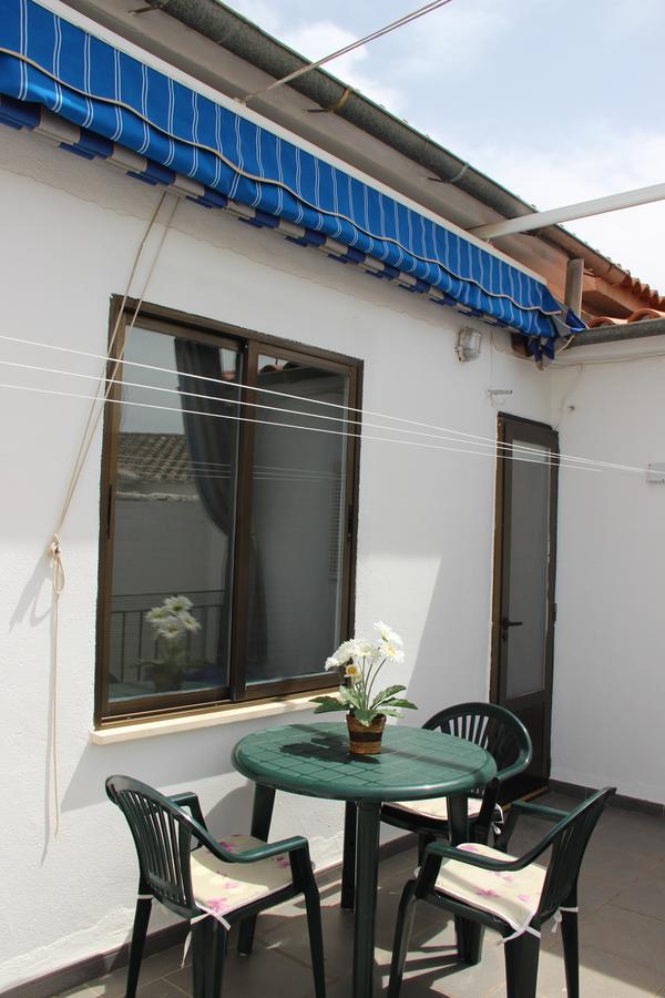 Sanvar Apartment Almagro Luaran gambar
