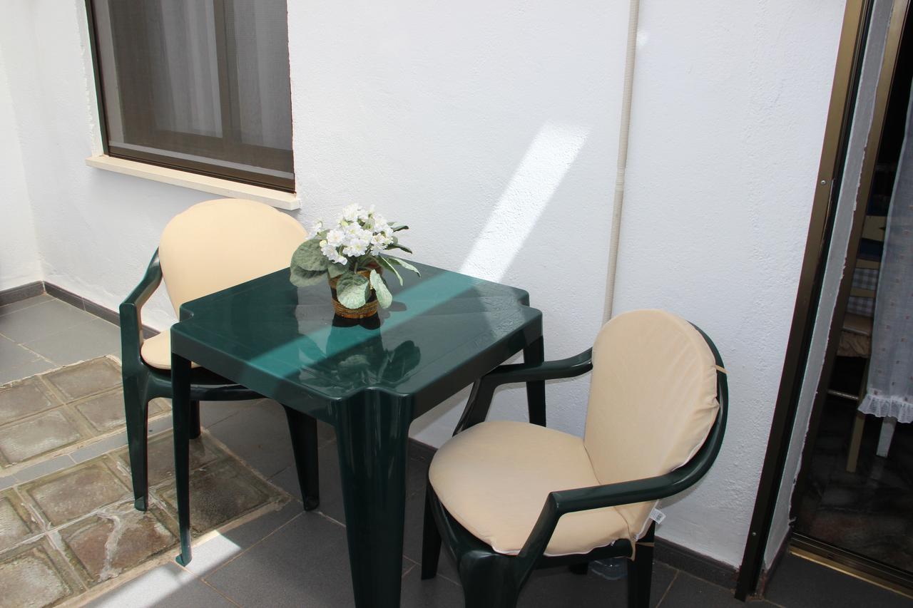 Sanvar Apartment Almagro Luaran gambar