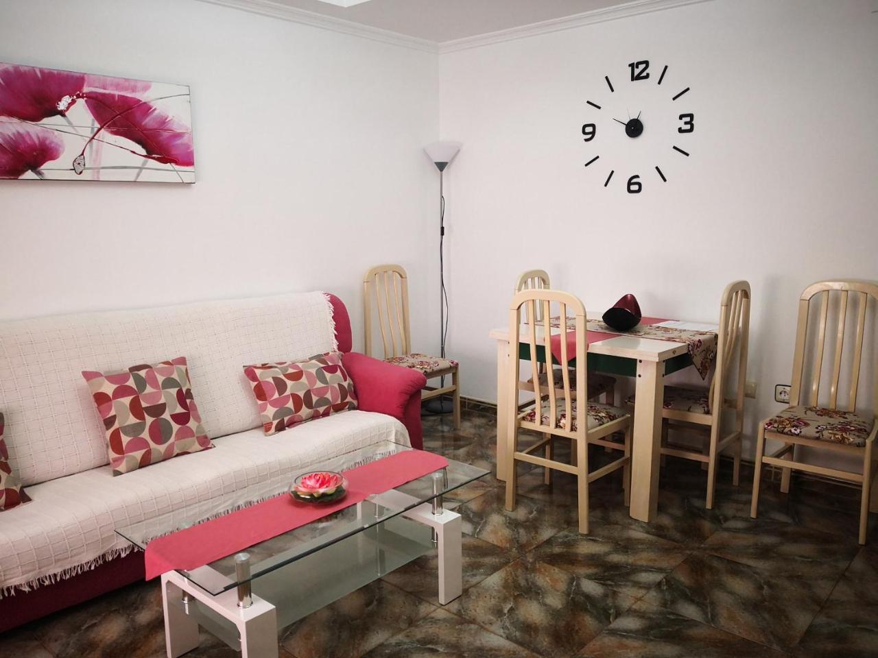 Sanvar Apartment Almagro Luaran gambar